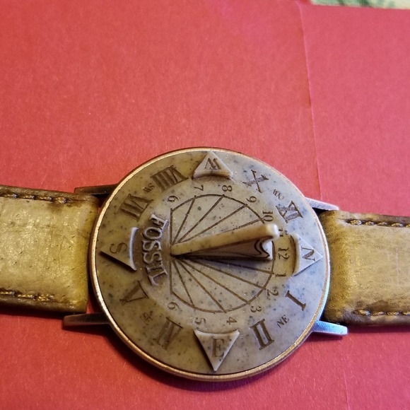 Fossil Other - Fossil sundial watch